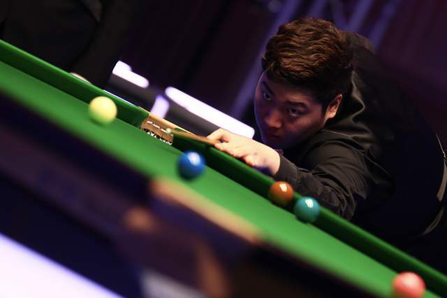 他们与卡纳 他们与卡纳