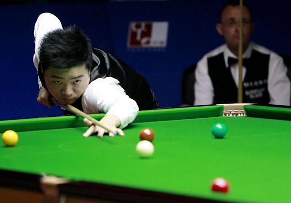 在场上更加 在场上更加