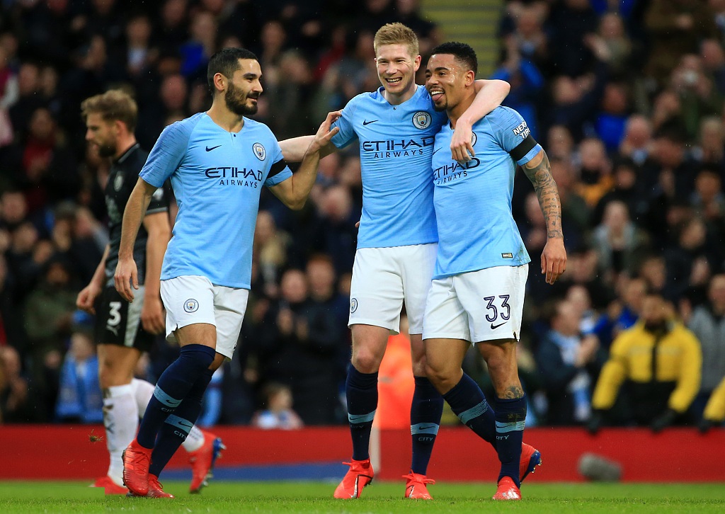 临经济难题 临经济难题